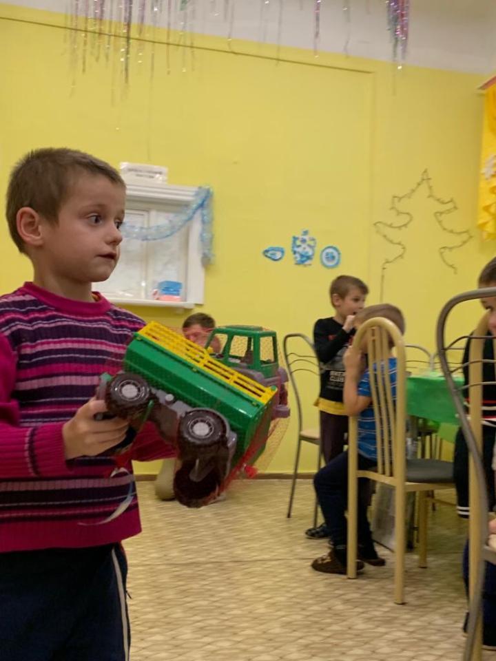 Новогодние праздники с детьми из детского приюта в Пожеревицах.